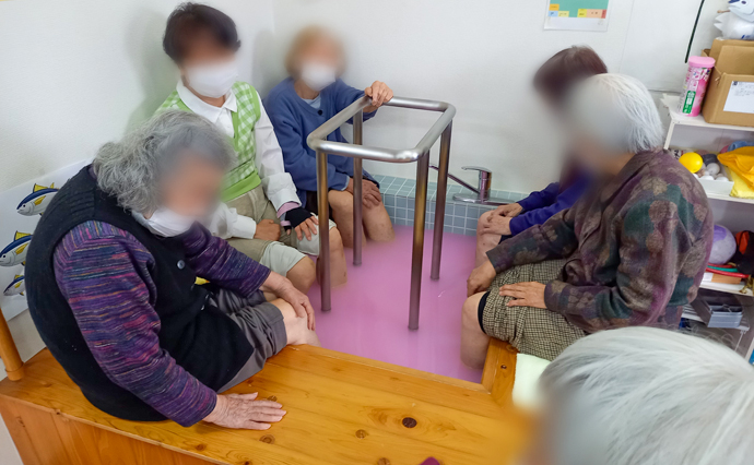 250416hlc_AkitsuDS_SakuraFootBath.jpg