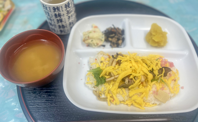 250506hlc_TakarazukaDS_sushi.jpg