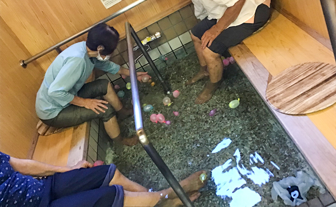 250829HLC_Kishiwada_FootBath.jpg