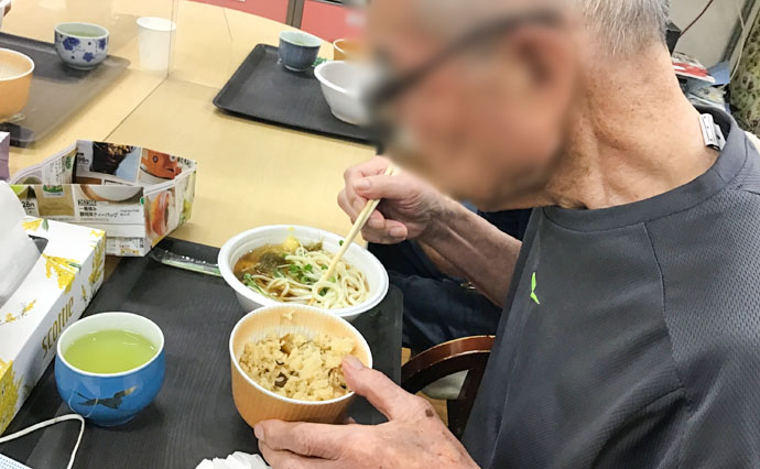 250926HLC_KinkiYu_Udon Eat.jpg