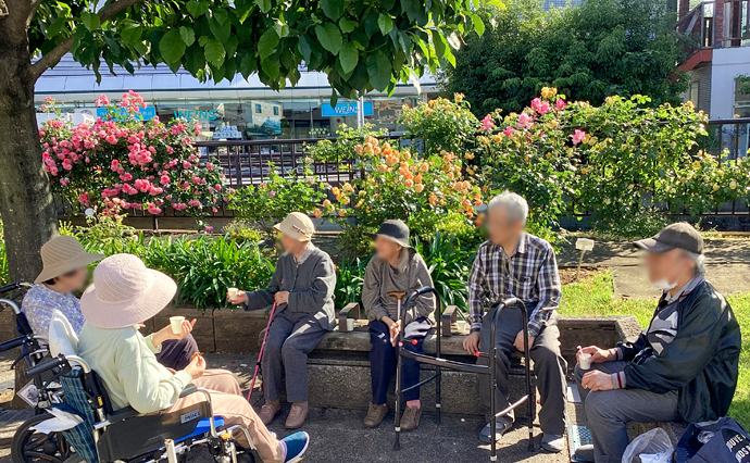 260522HLC_Tama_RoseGarden2.jpg