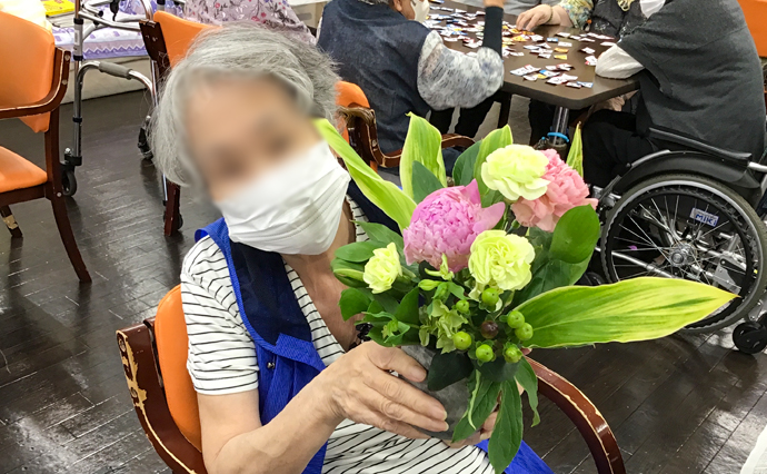 260609HLC_Hoshikawa_FlowerArange_2.jpg