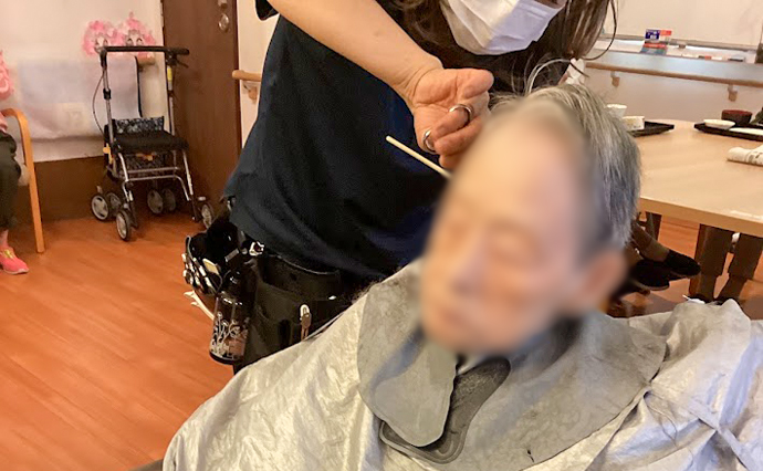 260716HLC_SugesengokuGH_HairCut_2.jpg
