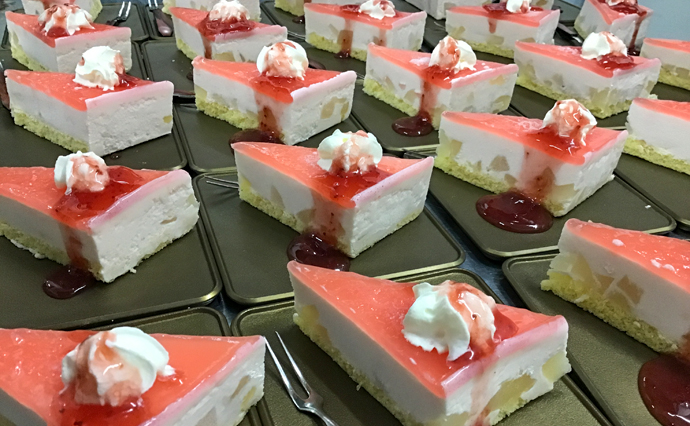 260806HLC_Neyagawa_Cakes_1201.jpg
