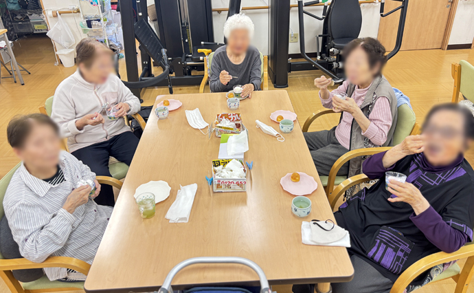 260810HLC_Nishiarai_Sweets_1.jpg