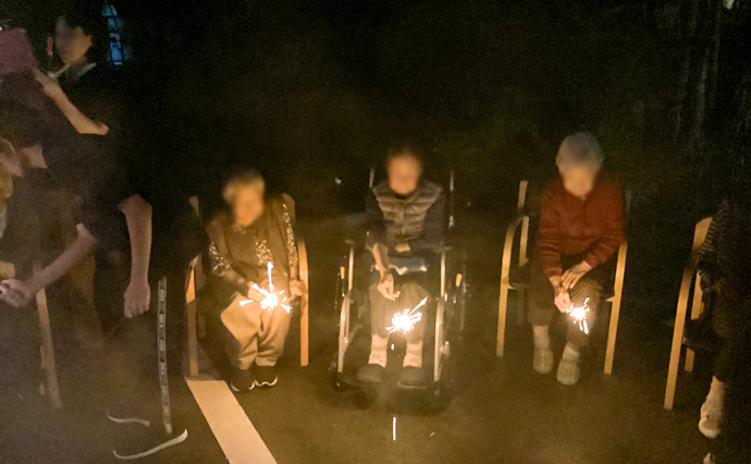 261009HLC_Iwakura_sparklers_2128.jpg