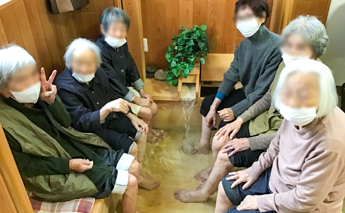 251211HLC_Okazaki_FootBath_３.jpg