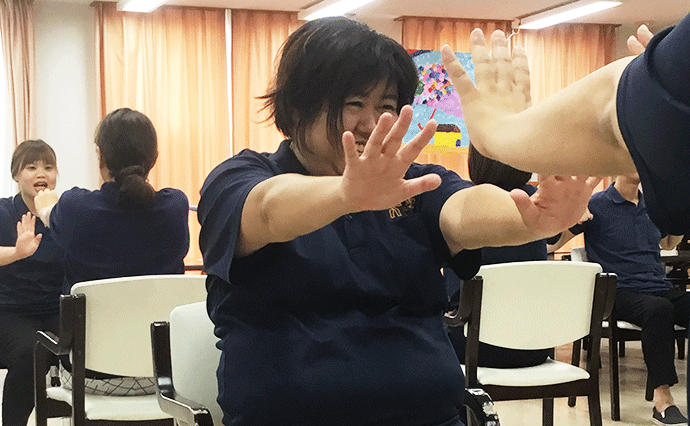 ヒューマン体操は座ったままでも取り組める体操です