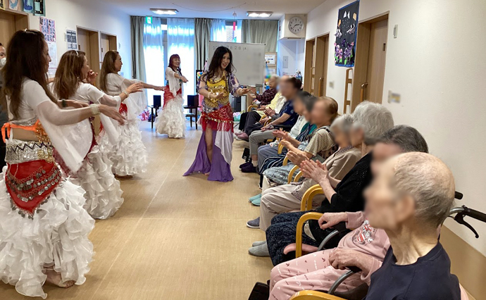 260710HLC_IchikawaMama_Dance_5886.jpg
